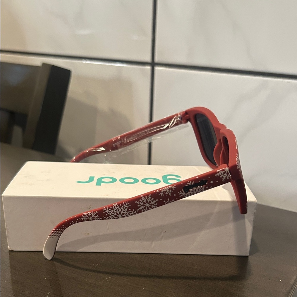 Goodr Red Snowflake Sunglasses - Picture 5 of 7